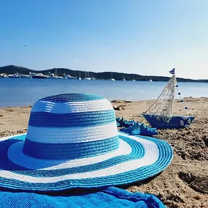https://baia-di-ulisse-porto-pozzo.in-sardinia.net