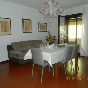 https://house-frescada.hotelinveneto.com